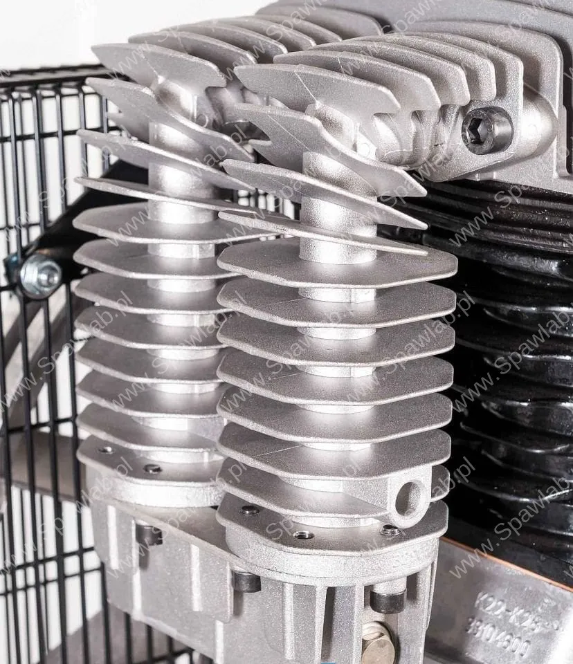 Airpress Kompresor dwutłokowy G 700-300 Pro 11 bar 5.5 KM/4 kW 400V 441 l/min 270 l galwanizowany, zdjęcie 4