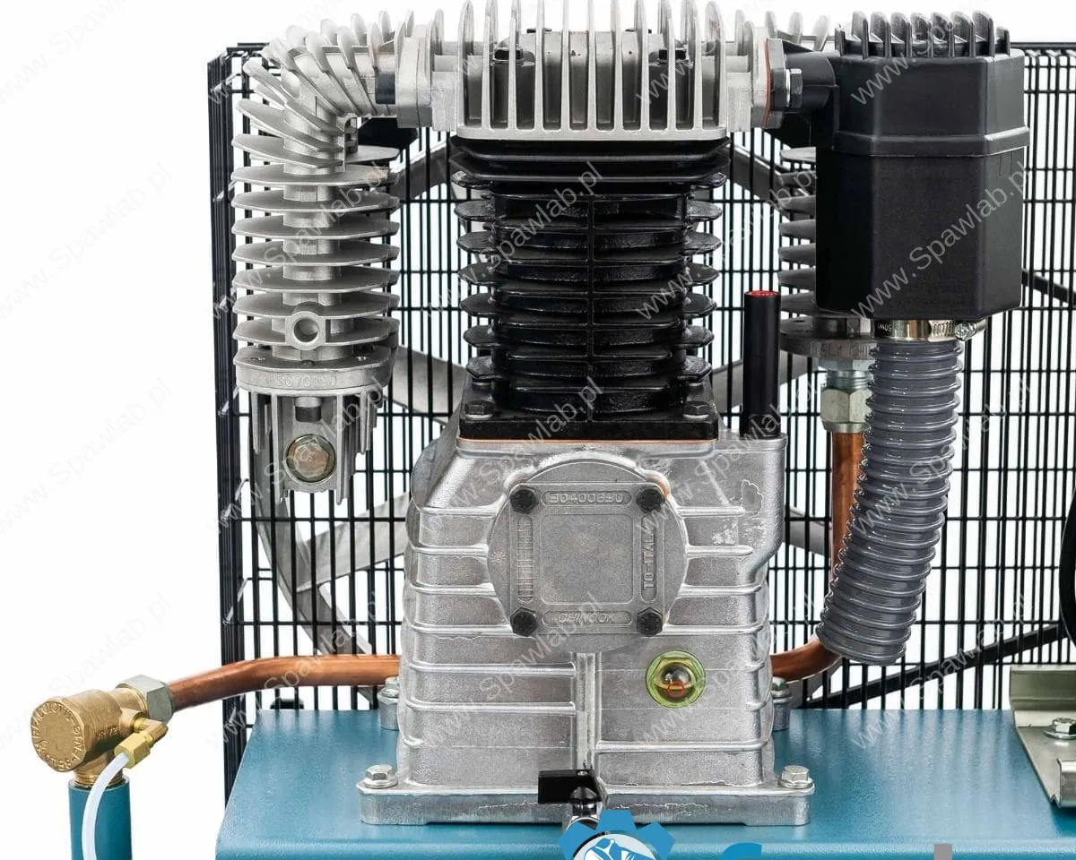 Airpress Kompresor dwutłokowy K 200-450 14 bar 3 KM/2.2 kW 400V 238 l/min 200 l, zdjęcie 2