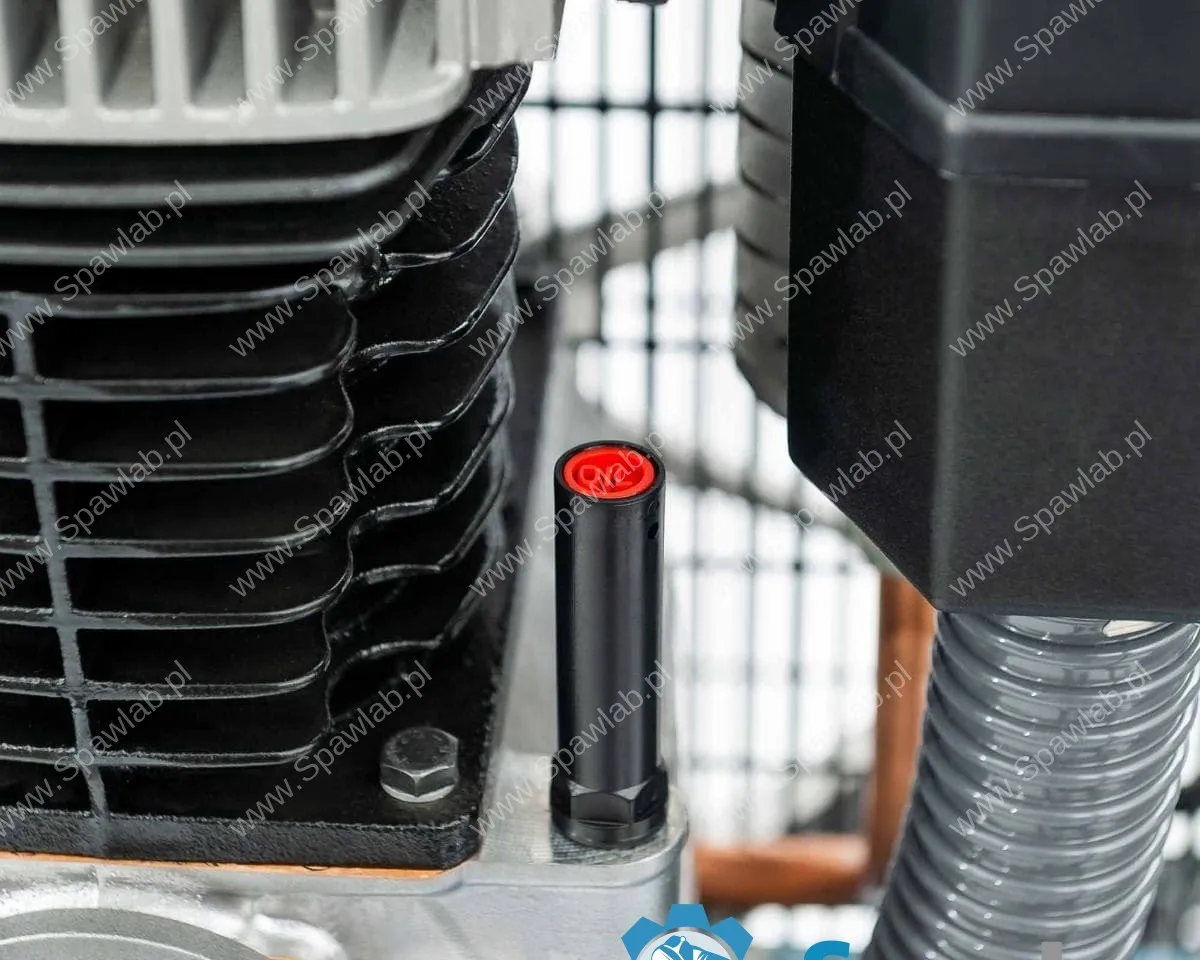 Airpress Kompresor dwutłokowy K 200-450 14 bar 3 KM/2.2 kW 400V 238 l/min 200 l, zdjęcie 3