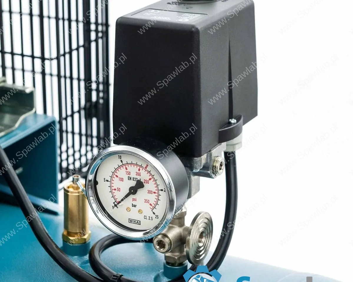 Airpress Kompresor dwutłokowy K 200-450 14 bar 3 KM/2.2 kW 400V 238 l/min 200 l, zdjęcie 7