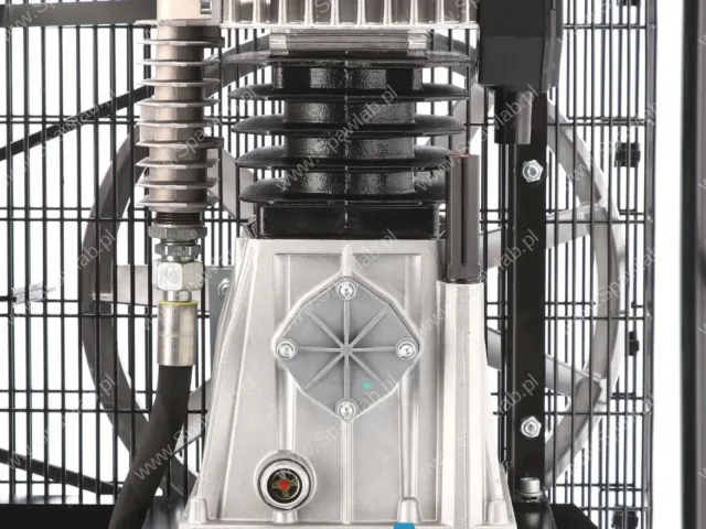 Airpress Kompresor spalinowy dwutłokowy BM 11+11/410 (Honda GX160) 10 bar 4.8 KM / 3.6 kW 247 l/min 2 x 11 l