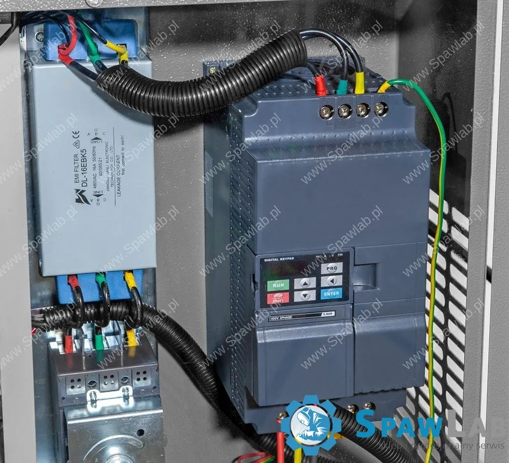 Airpress Kompresor śrubowy APS 7.5 IVR Combi Dry X 10 bar 7.5 KM/5.5 kW 170-760 l/min 200 l, zdjęcie 7