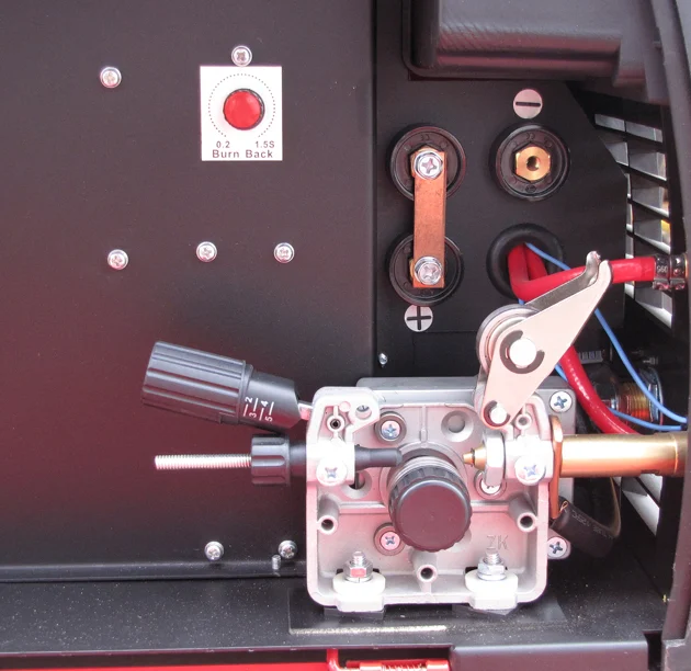 Półautomat spawalniczy inwerterowy 3w1 POLIMIG 210 MIG/MAG TIG MMA Welder Fantasy + komplet uchwytów 230V, zdjęcie 4